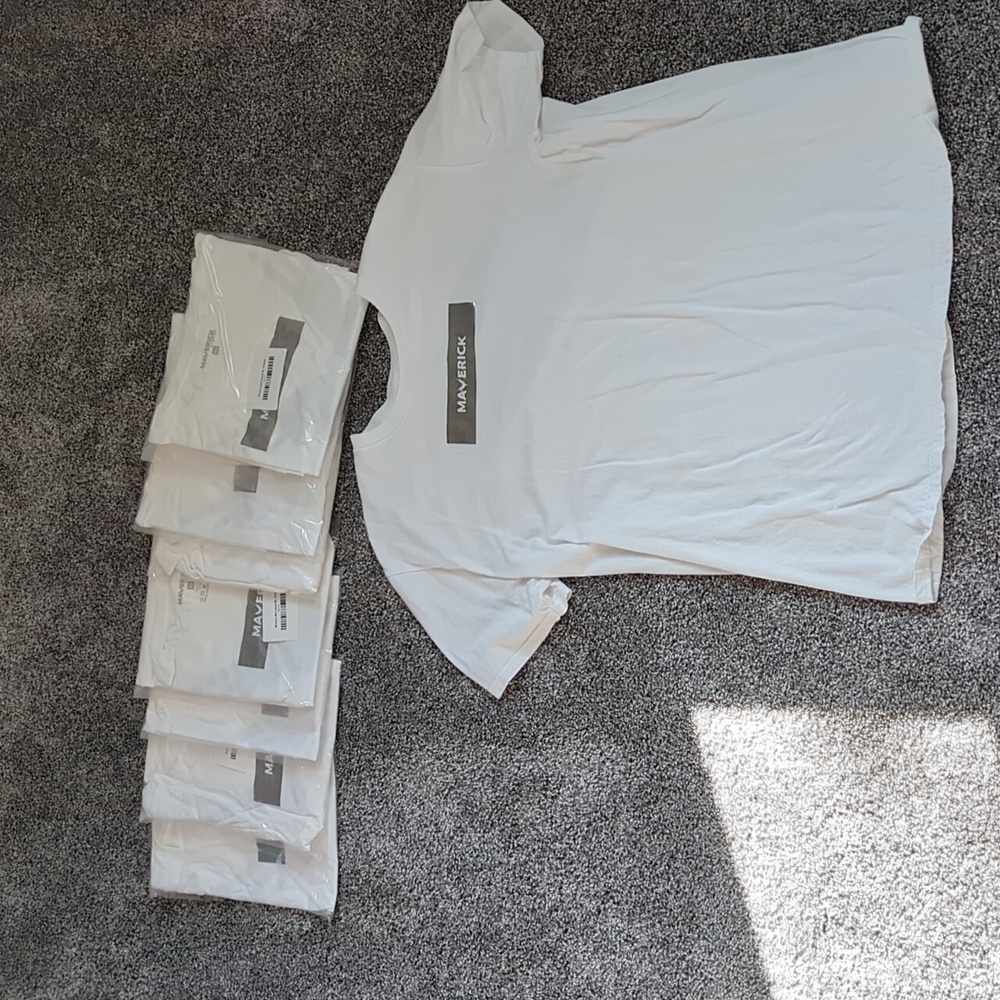 Maverick Tee